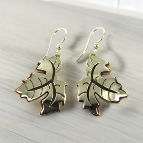 Far Fetched Autumn Grape Leaf Earrings Vintner Wine Sommelier Dangle Earrings - Picture 1 of 6